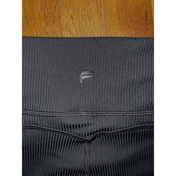 NEW Fabletics Oasis Crossover Rib Kick Flare Leggings Black Medium High Waist - Picture 5 of 8